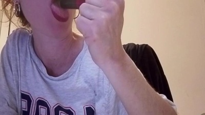 Larafoxok live cam on Cam4