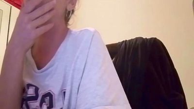 Larafoxok live cam on Cam4