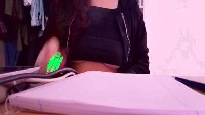 Larafoxok live cam on Cam4