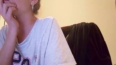 Larafoxok live cam on Cam4
