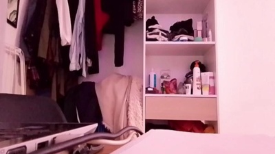 Larafoxok live cam on Cam4