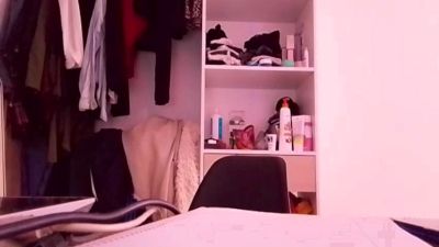 Larafoxok live cam on Cam4