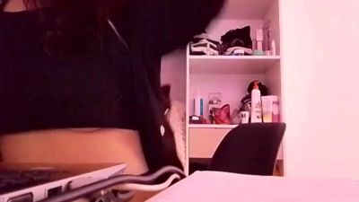 Larafoxok live cam on Cam4