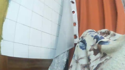 Laralapute live cam on Cam4