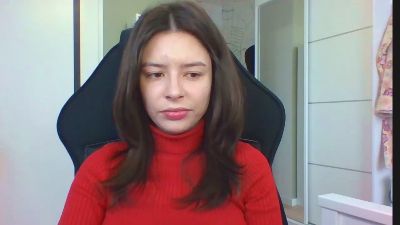 LariceSweetgirl Live Cam on Cam4 and RICams