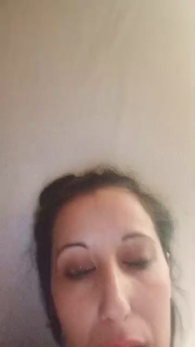 Lariitaxxx live cam on Cam4