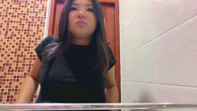 LaritaSuitt live cam on Cam4