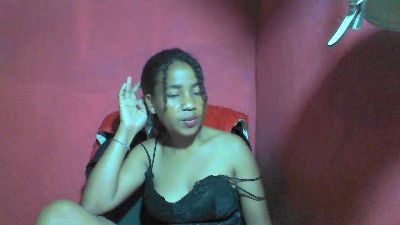 Larj live cam on Cam4