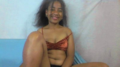 Larj live cam on Cam4