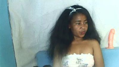 Larj live cam on Cam4
