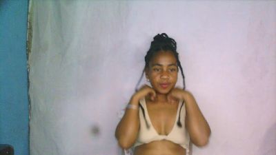 Larj live cam on Cam4