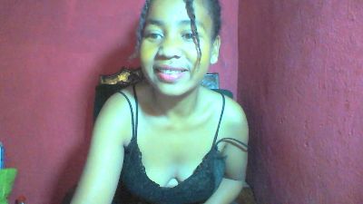 Larj live cam on Cam4
