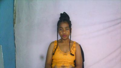 Larj live cam on Cam4