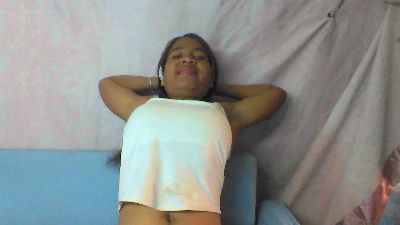 Larj live cam on Cam4