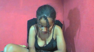 Larj live cam on Cam4