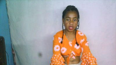 Larj live cam on Cam4