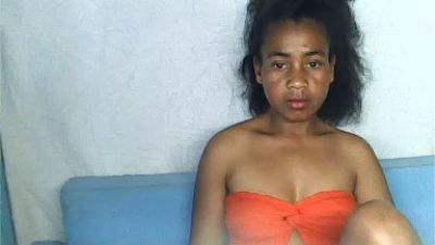 Larj live cam on Cam4