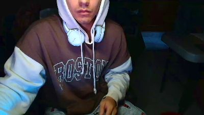 Larry_Art_A live cam on Cam4