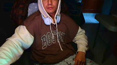 Larry_Art_A live cam on Cam4