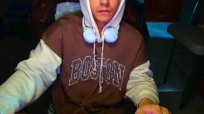 Larry_Art_A live cam on Cam4