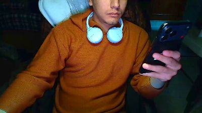 Larry_Art_A live cam on Cam4