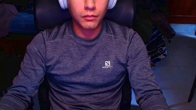 Larry_Art_A live cam on Cam4