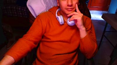 Larry_Art_A live cam on Cam4