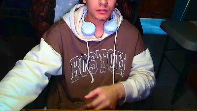 Larry_Art_A live cam on Cam4