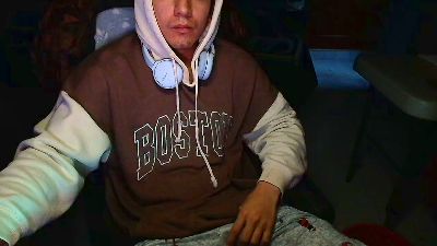 Larry_Art_A live cam on Cam4