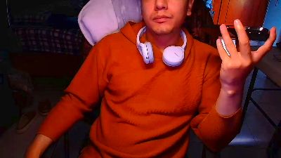 Larry_Art_A live cam on Cam4