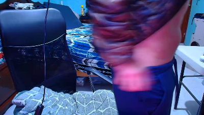 Larry_Art_A live cam on Cam4