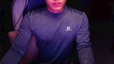 Larry_Art_A live cam on Cam4