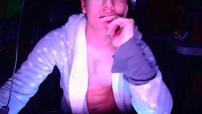 Larry_Art_A live cam on Cam4