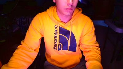 Larry_Art_A live cam on Cam4