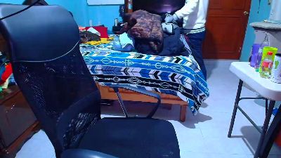 Larry_Art_A live cam on Cam4