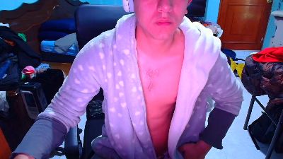 Larry_Art_A live cam on Cam4