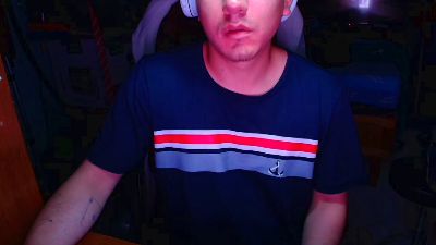 Larry_Art_A live cam on Cam4