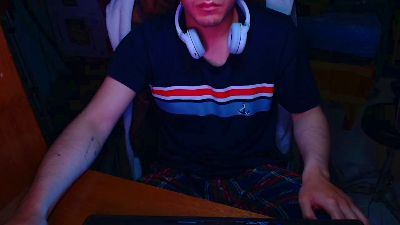 Larry_Art_A live cam on Cam4