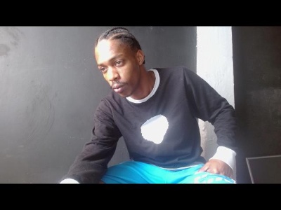 Larry_clouds live cam on Cam4