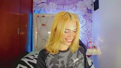 Larry_craft live cam on Cam4