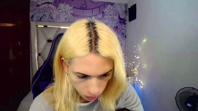Larry_craft live cam on Cam4