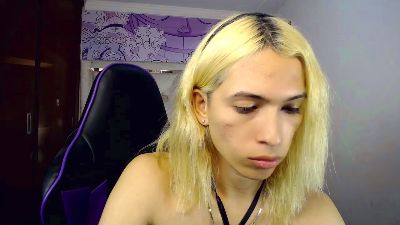Larry_craft live cam on Cam4