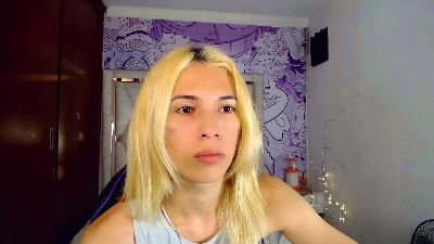 Larry_craft live cam on Cam4