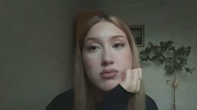 LashawnKahanek live cam on Cam4