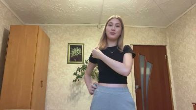 LashawnKahanek live cam on Cam4