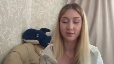 LashawnKahanek live cam on Cam4
