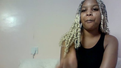 Lashlunax live cam on Cam4
