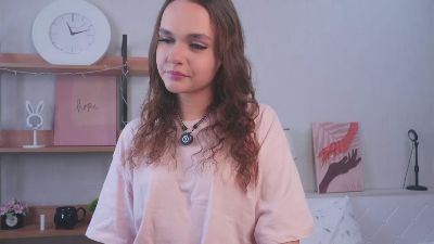 LatashaNewball live cam on Cam4