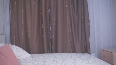 LatashaNewball live cam on Cam4