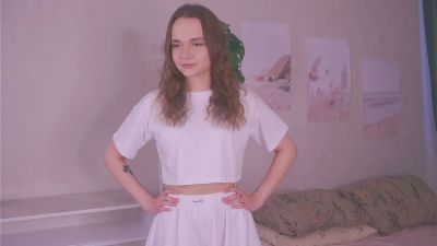 LatashaNewball live cam on Cam4